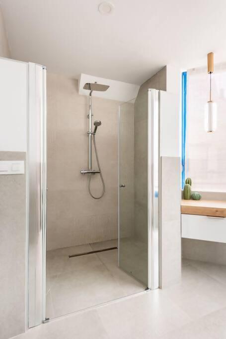 Marbella House Imponente Atico Con Piscina Privada Apartment Luaran gambar