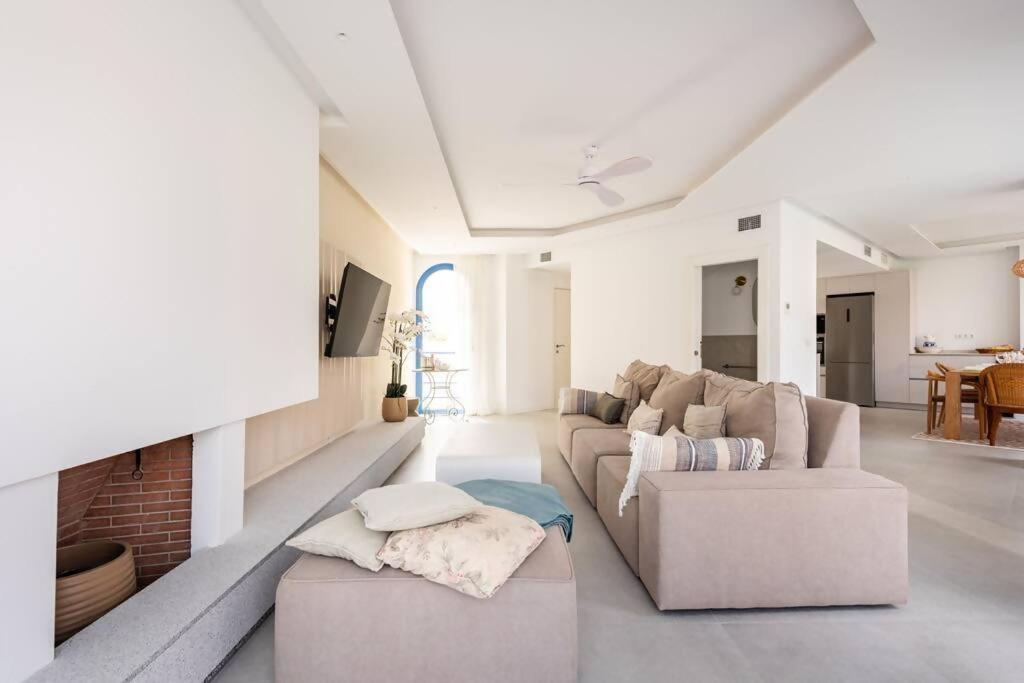 Marbella House Imponente Atico Con Piscina Privada Apartment Luaran gambar