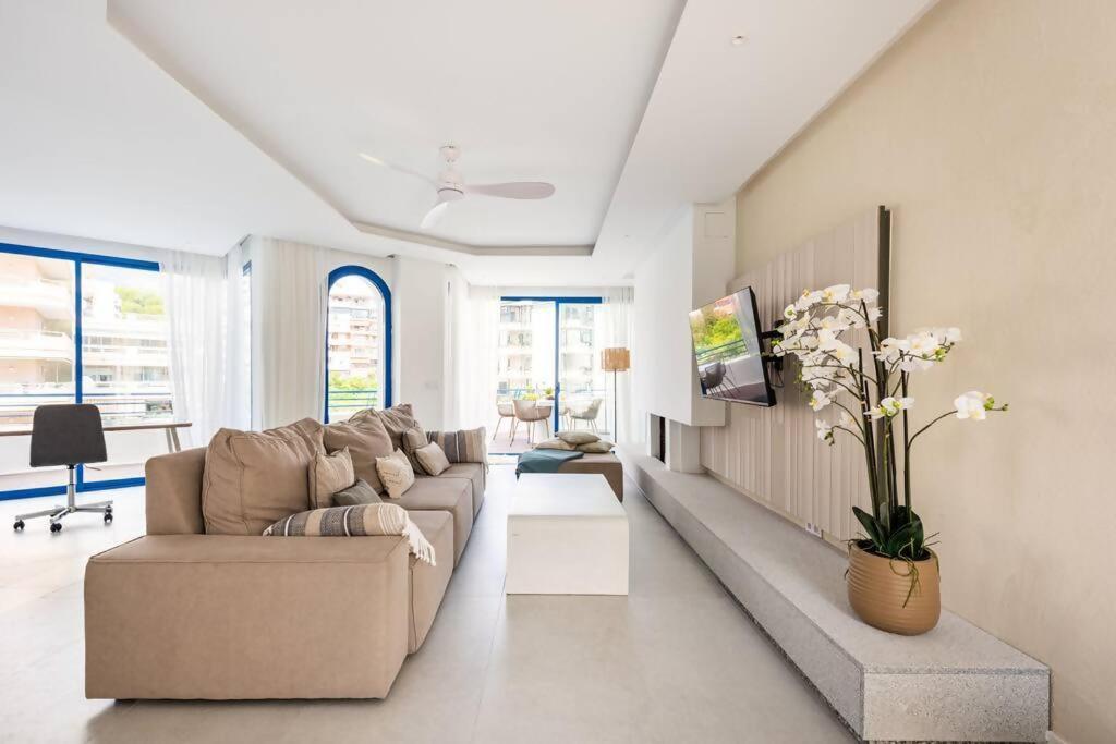 Marbella House Imponente Atico Con Piscina Privada Apartment Luaran gambar
